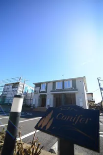 コニファー【1階】の外観