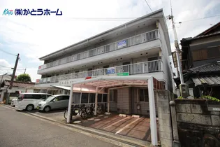 ヴィラたかまつ【3階】の外観