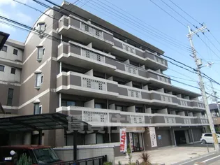 ファースト【3階】の外観