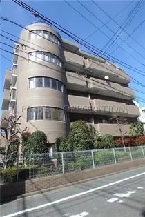 ガーデンコート下馬【2階】の外観