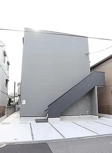 Lamo【1階】の外観