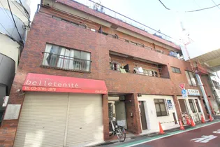 山田ビル【2階】の外観