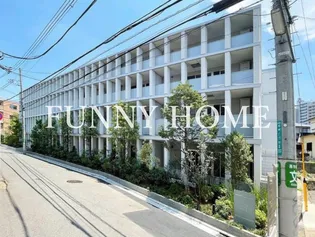 東京都世田谷区若林3【マンション】の外観