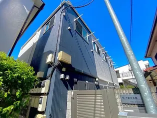 ヴィラ新江古田【2階】の外観