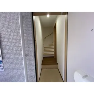 アースクエイク川間の玄関