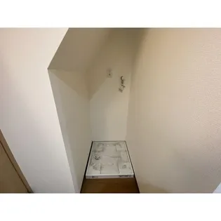 アースクエイク川間の地図