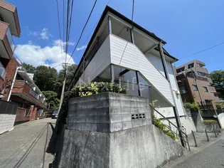 御殿坂コーポ【1階】の外観