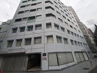 新宿ナショナルコート【7階】の外観