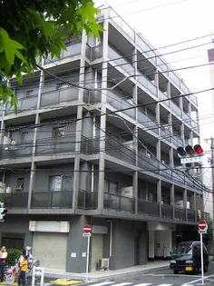 ラミアール中目黒【6階】の外観