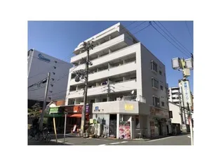シャトー栄【5階】の外観