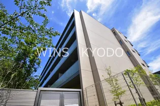 東京都世田谷区砧7【マンション】の外観