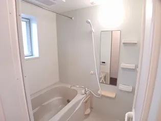 ヴェルデ・コッリーナ I【2階】の風呂