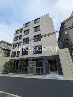 ウェルスクエア新宿戸山の外観