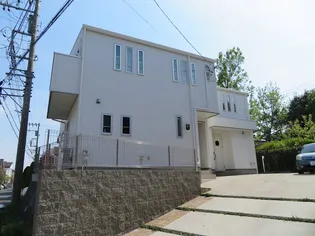 神奈川県川崎市麻生区万福寺5【一戸建】の外観