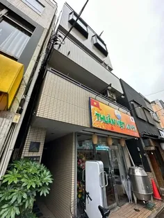 メゾン新名【3階】の外観