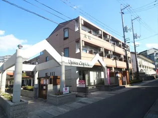 Univer City築地(チクチ)A館【3階】の外観