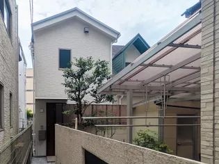 東京都新宿区若松町【一戸建】の外観