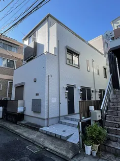 グランディール中目黒【1階】の外観