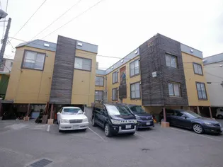 北海道札幌市中央区南五条西24【アパート】の外観