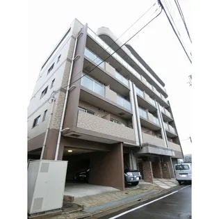 エスト リュミエールの画像