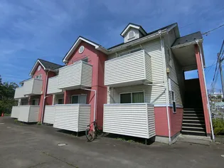 カナディアンビレッジ山手【1階】の外観