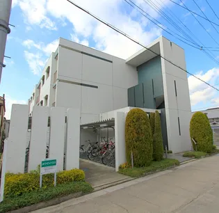 ホワイトハウス~WHITE HOUSE~【1階】の外観