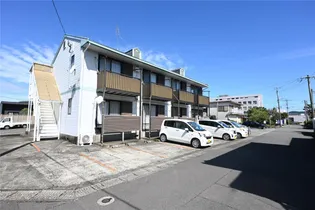 ハイネス川内の画像