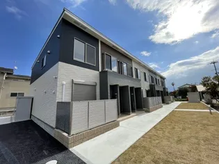 CHESTNUTS(チェスナッツ)【1階】の外観