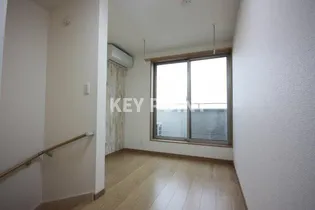 リヴ桜台の居間