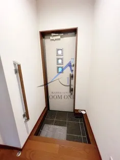 森レジデンス【1階】の玄関