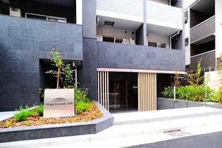 東京都墨田区向島5【マンション】の外観