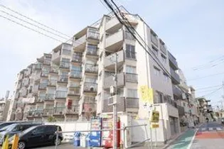 東京都新宿区北新宿2【マンション】の外観