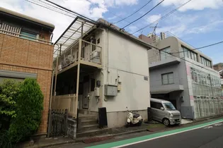 東京都渋谷区元代々木町【アパート】の外観