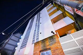 東京都千代田区鍛冶町1【マンション】の外観