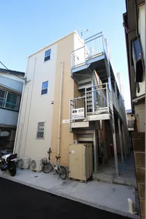 ロベール小田の画像