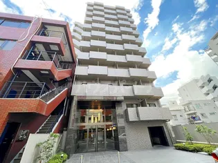 ルーブル池袋弐番館【3階】の外観