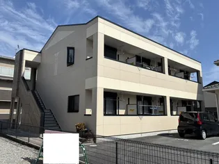 ギャルソニエール泉の画像