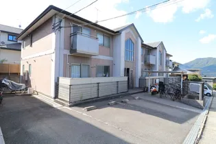 シャン・フルール【2階】の外観