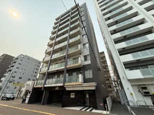 ゾネ医大キャンパス前【7階】の外観