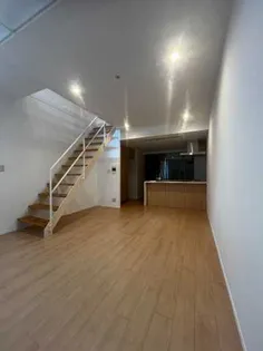 カスタリア初台IIの居間