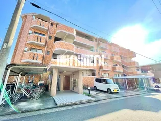 グランデール鶴田【1階】の外観