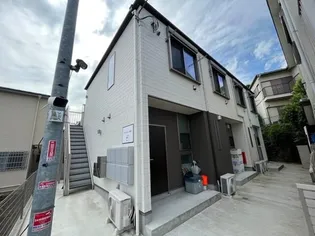 神奈川県横浜市神奈川区栗田谷【アパート】の外観