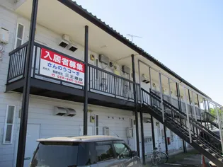 栃木県塩谷郡高根沢町大字中阿久津【アパート】の外観