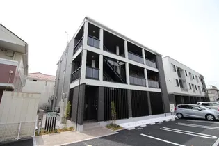 ガーデン ヒルズ【3階】の外観