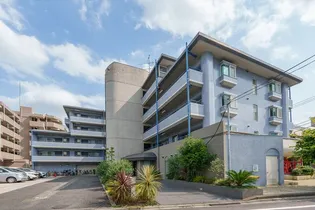 東京都世田谷区砧4【マンション】の外観