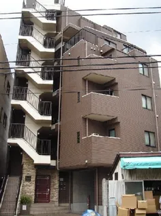 東京都中野区新井4【マンション】の外観