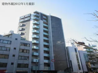 東京都港区南麻布4【マンション】の外観