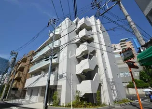 Log都庁前【ログ都庁前】【2階】の外観