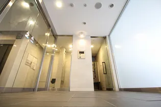グラビスコート国泰寺【2階】の外観
