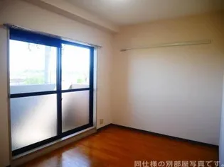 ディアコートSAKURADAI A【2階】の内装